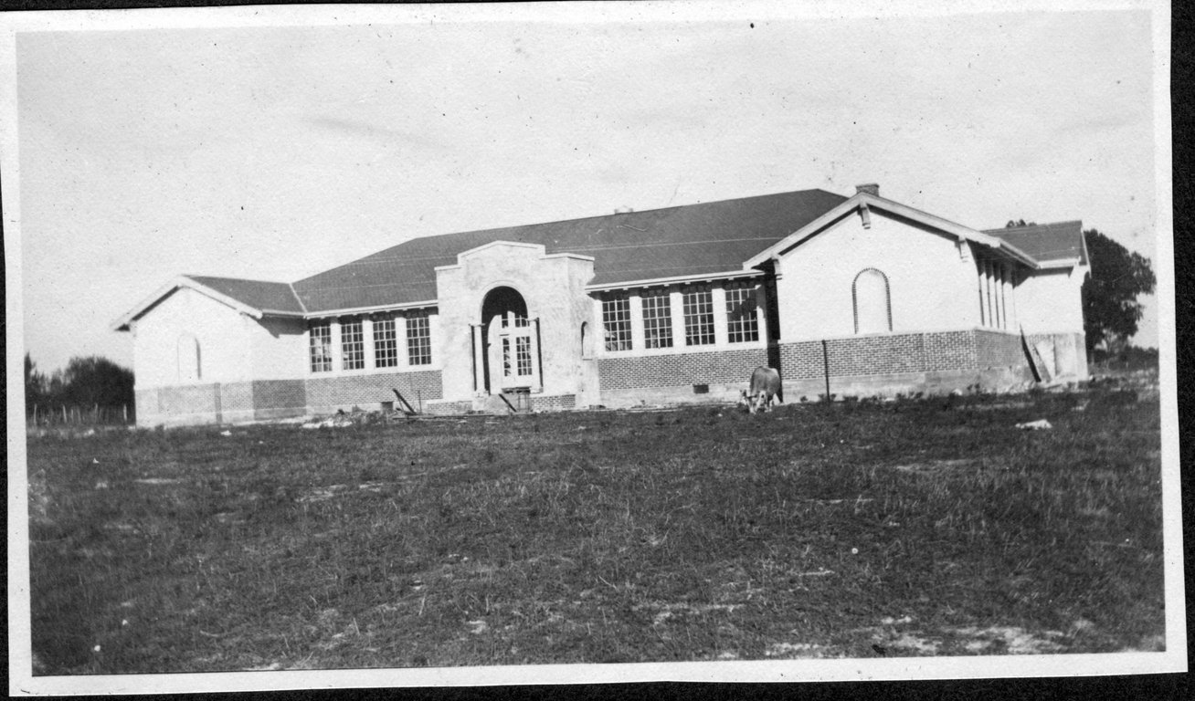 089~Oakville School.jpg